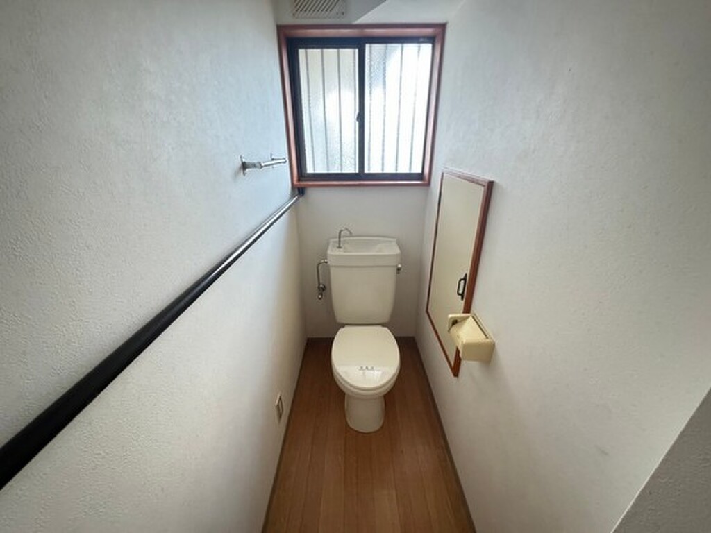 (5/22) トイレ (5/22) トイレ