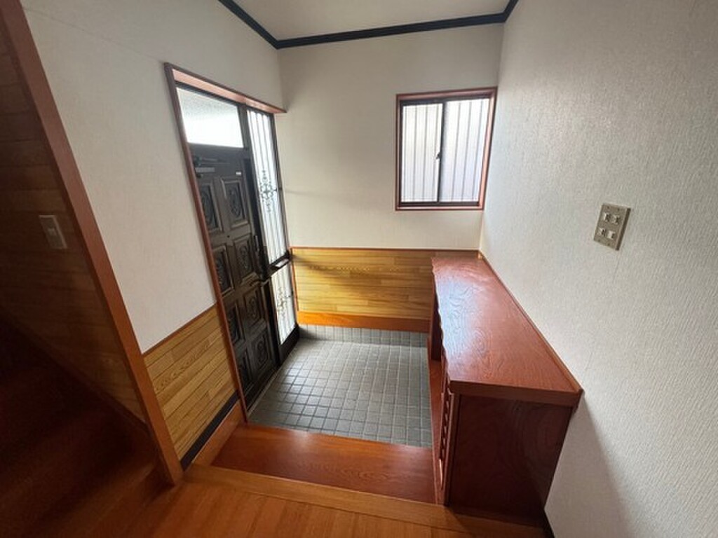 (10/22) 玄関 (10/22) 玄関