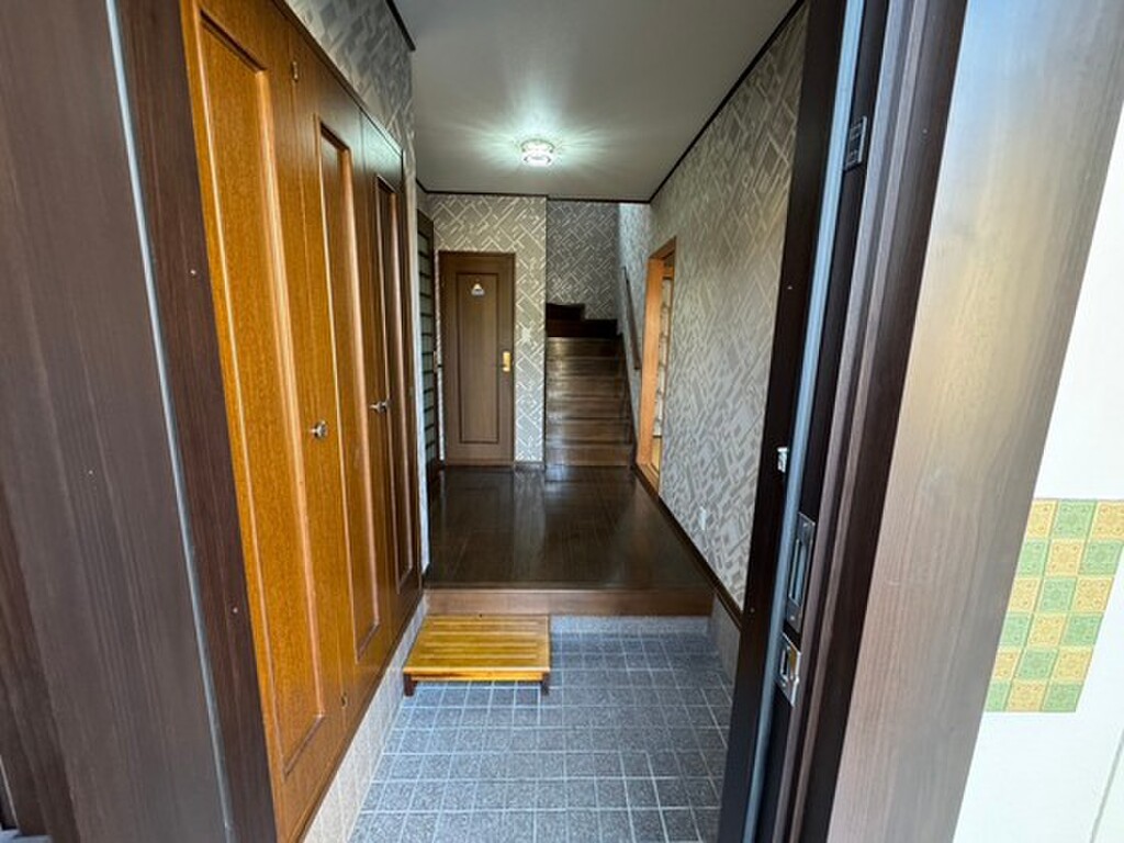 (12/25) 玄関 (12/25) 玄関