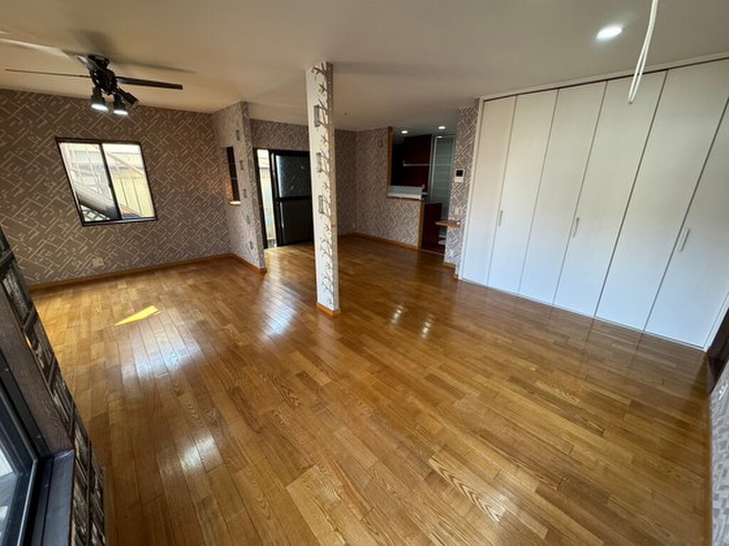 (2/25) 居室・リビング (2/25) 居室・リビング