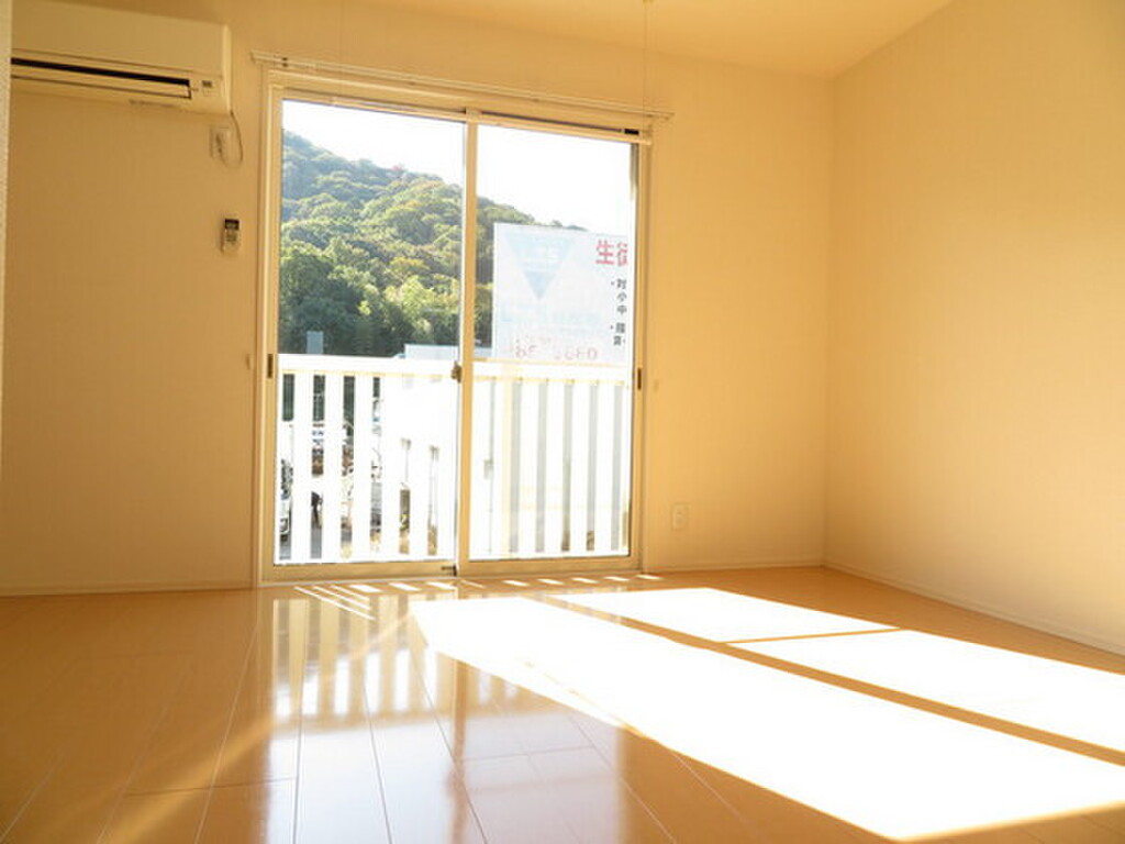 (2/15) ※他号室の写真です