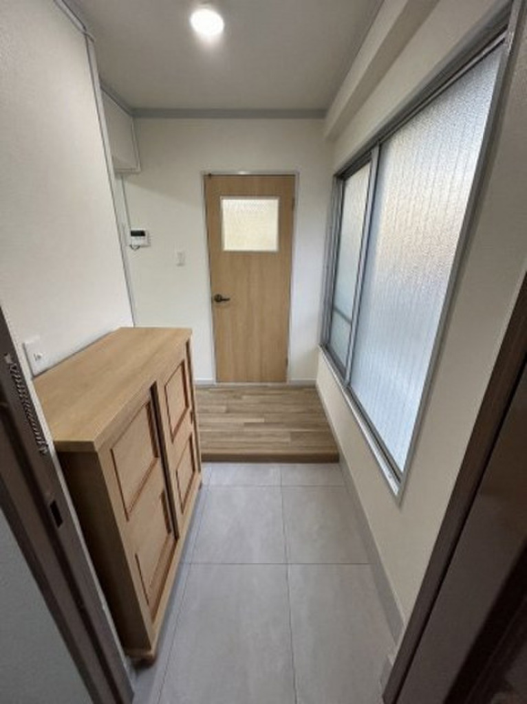 (10/20) 玄関 (10/20) 玄関