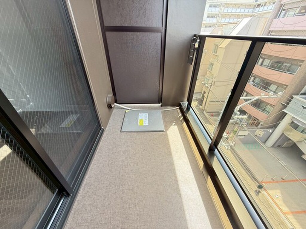 (10/25) バルコニー (10/25) バルコニー