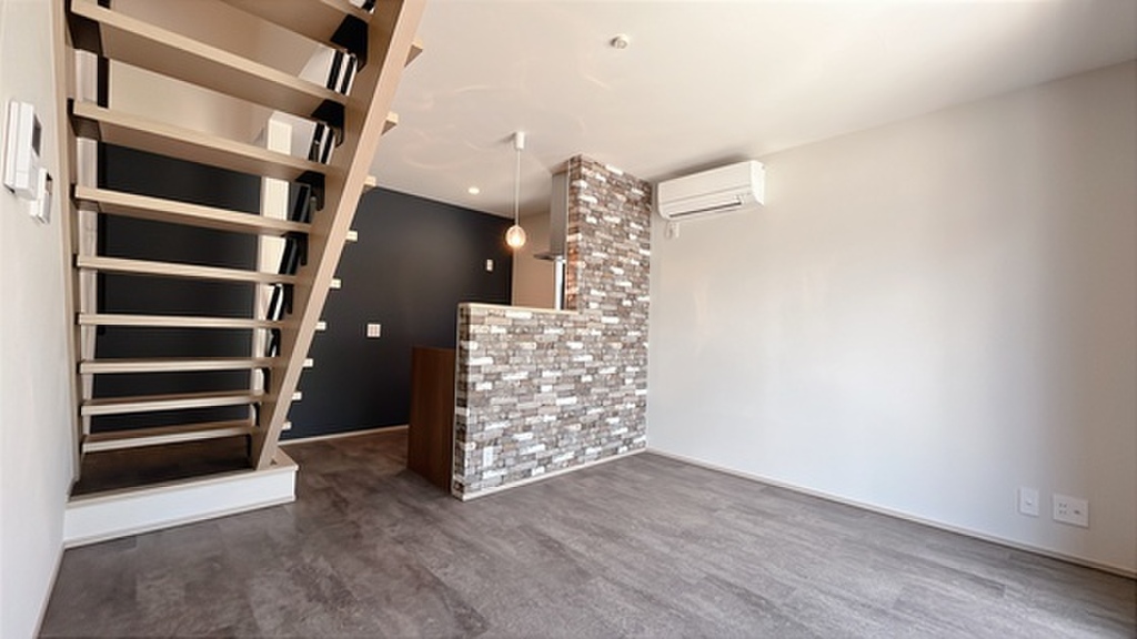 (2/24) 居室・リビング (2/24) 居室・リビング