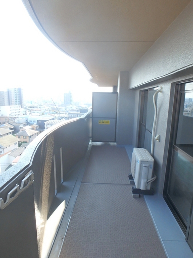 (14/22) バルコニー