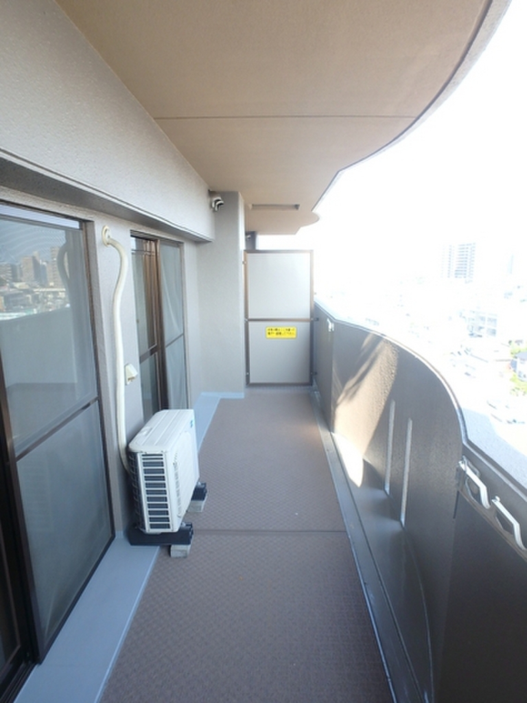 (10/22) バルコニー