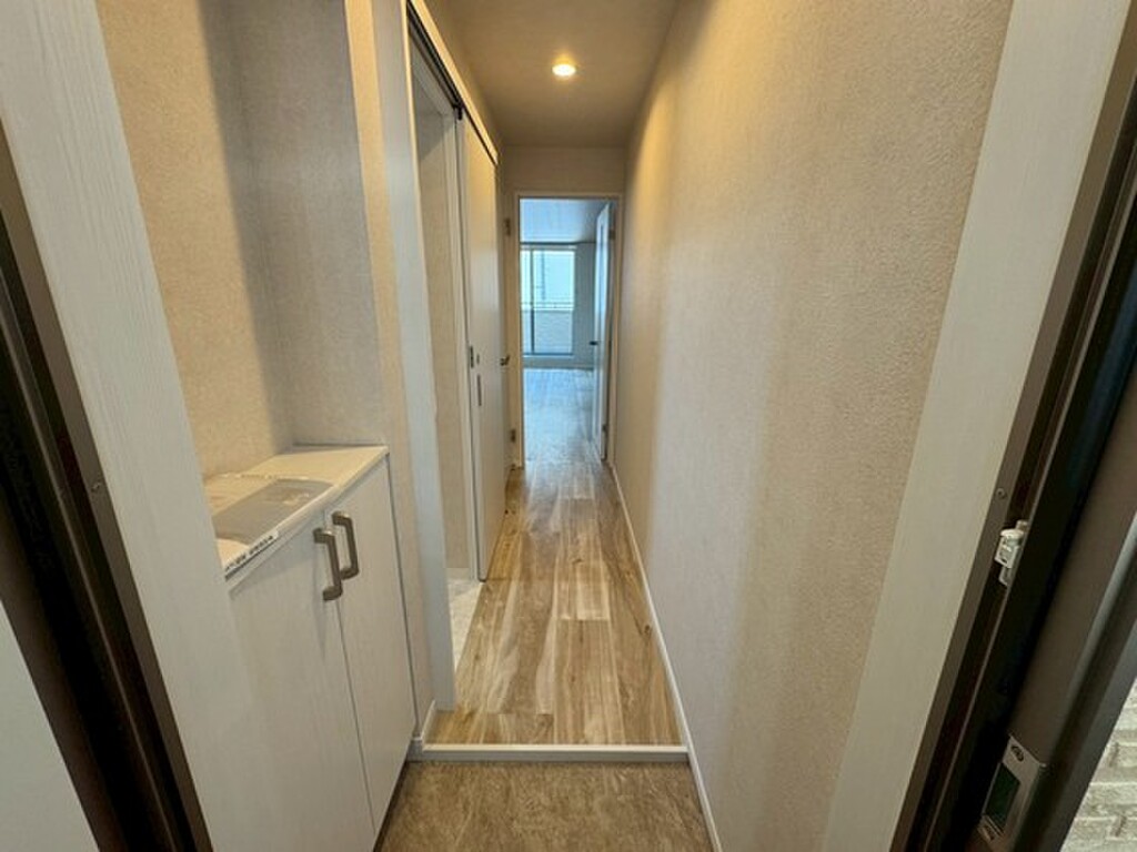 (11/24) 玄関 (11/24) 玄関