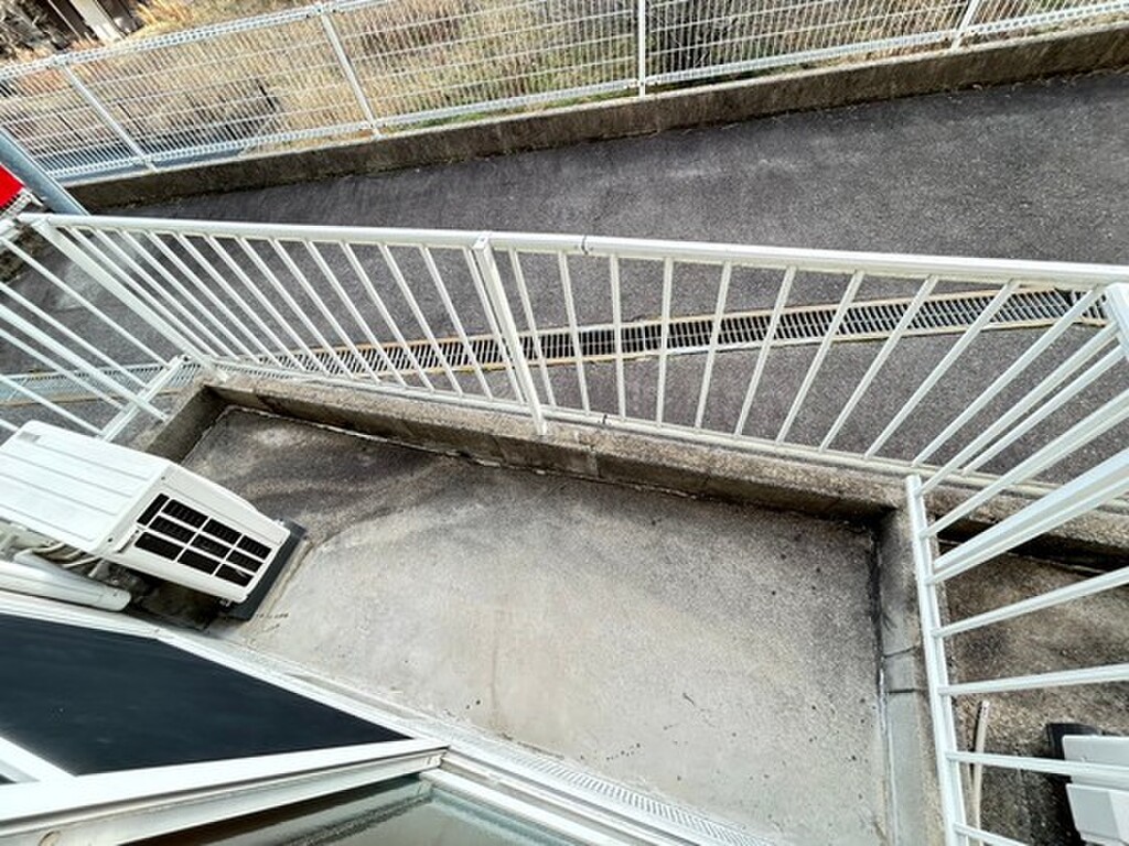 (12/22) バルコニー