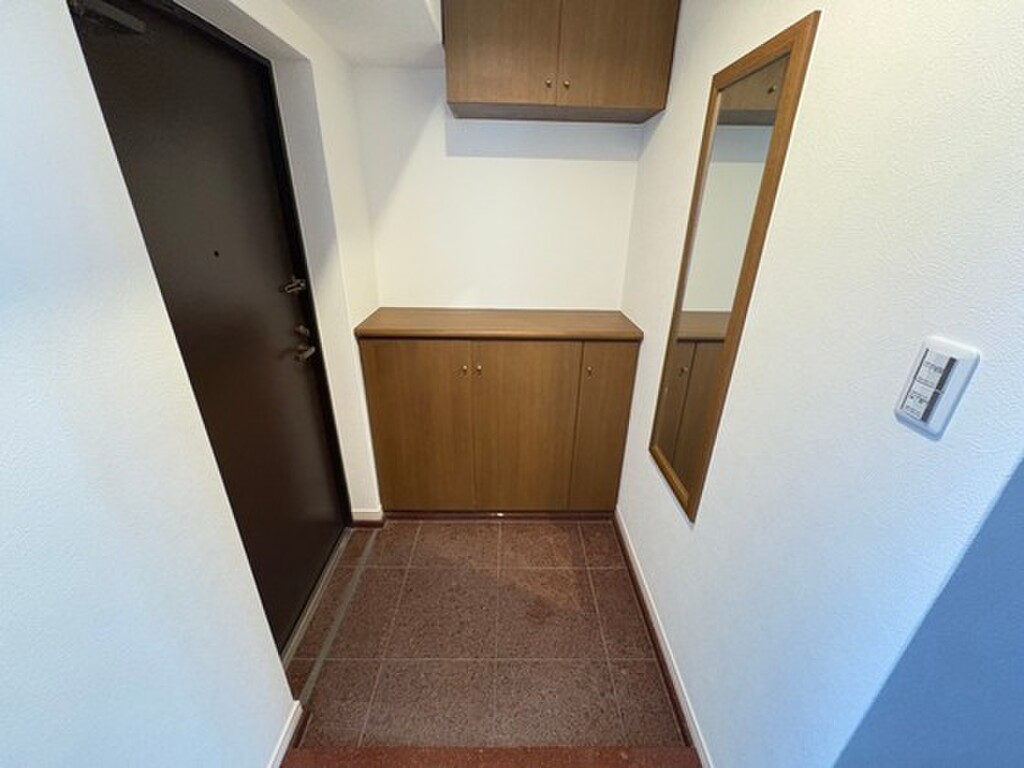 (9/23) 玄関 (9/23) 玄関