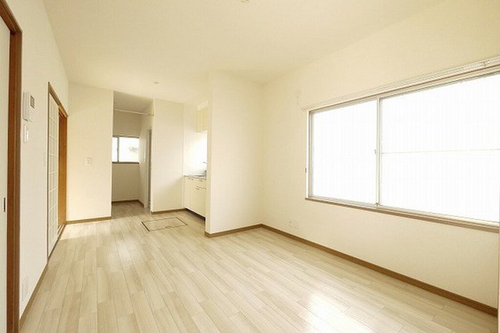 (2/17) 居室・リビング (2/17) 居室・リビング