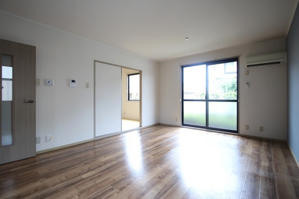 (18/23) 居室・リビング (18/23) 居室・リビング