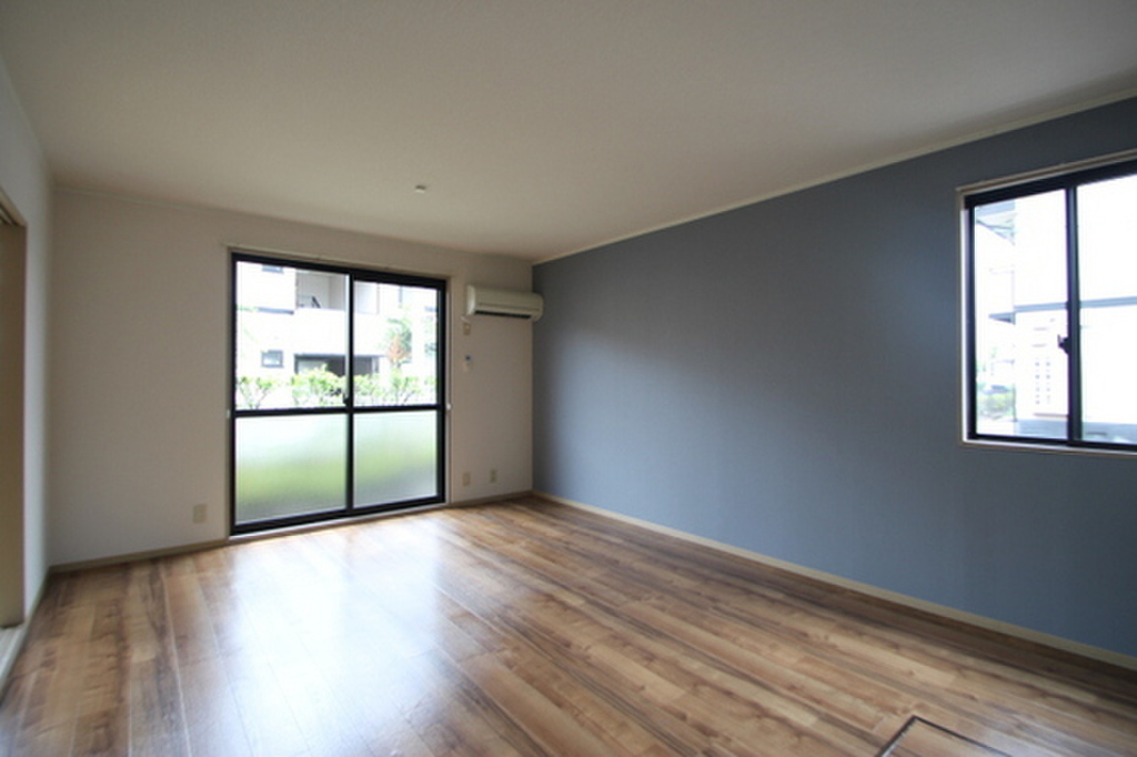 (2/23) 居室・リビング (2/23) 居室・リビング