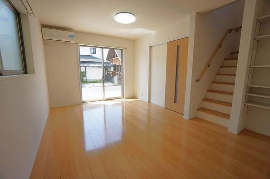 (19/24) 居室・リビング