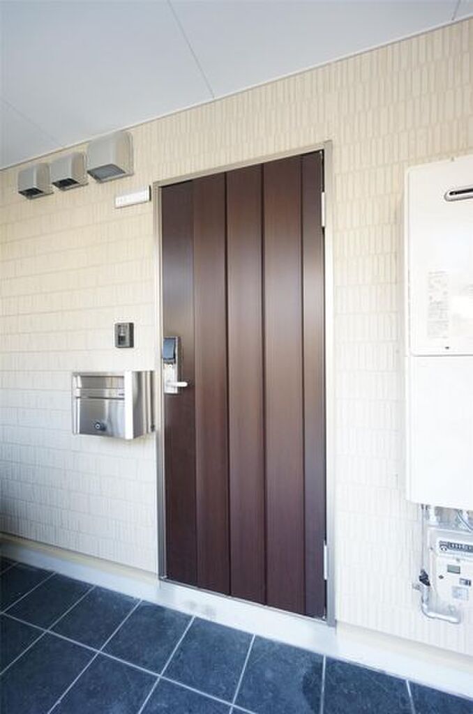 (14/24) 玄関 (14/24) 玄関