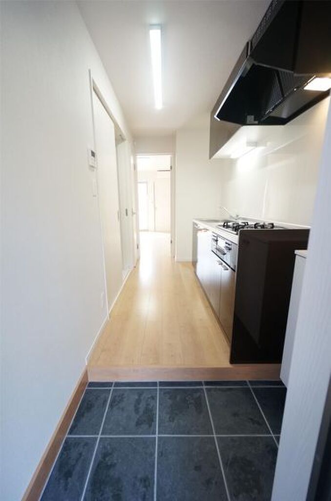 (8/24) 玄関 (8/24) 玄関