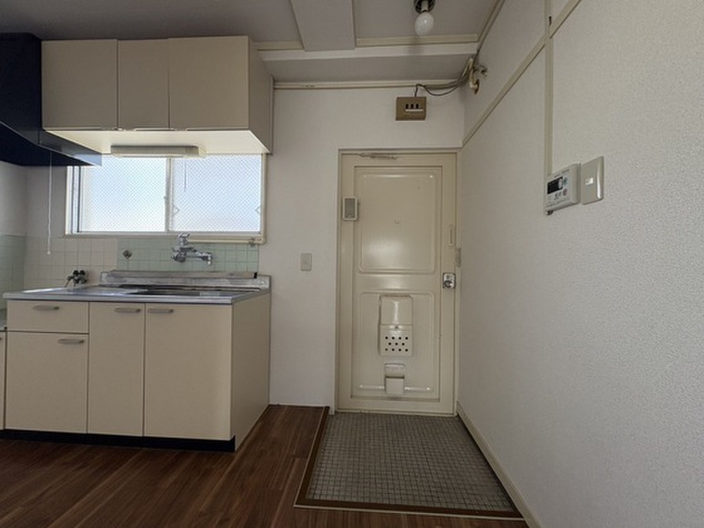 (14/23) 玄関 (14/23) 玄関