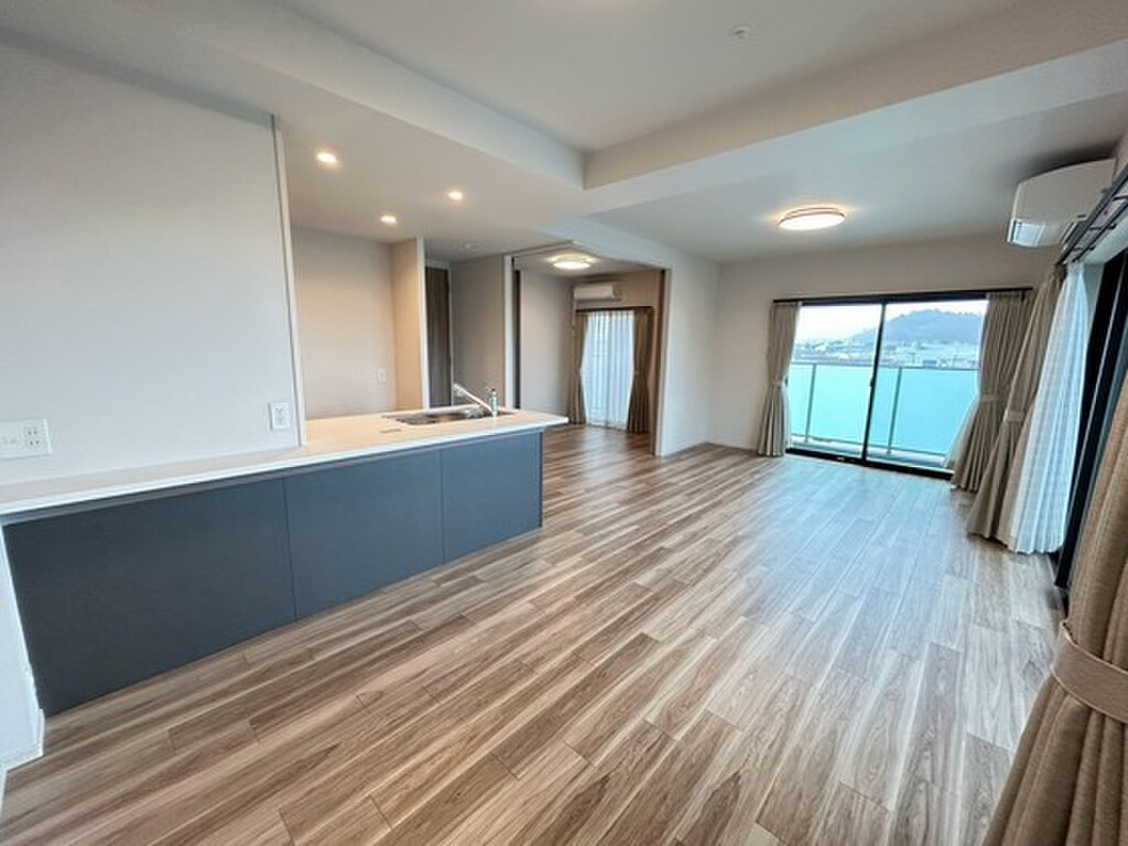 (2/14) 居室・リビング (2/14) 居室・リビング