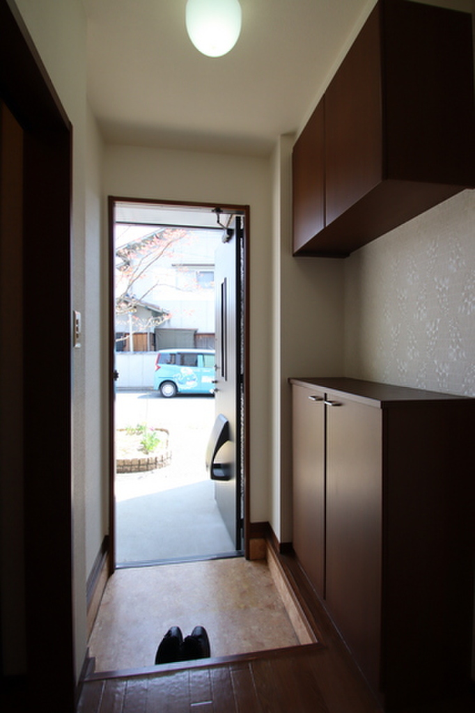 (15/22) 玄関
