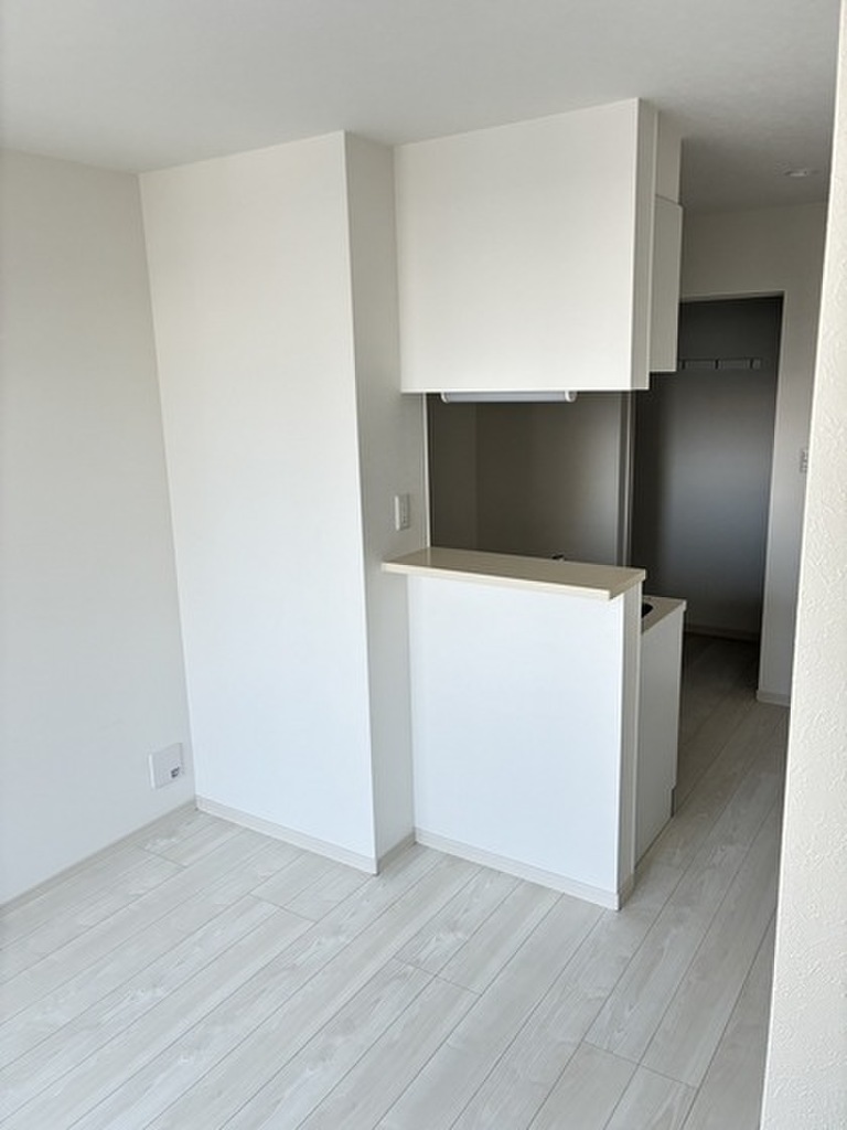 (2/18) 居室・リビング (2/18) 居室・リビング