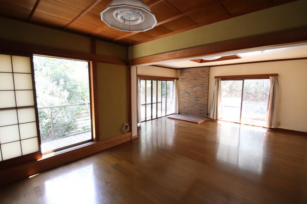 (17/18) 居室・リビング