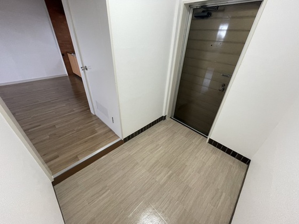 (10/24) 玄関 (10/24) 玄関