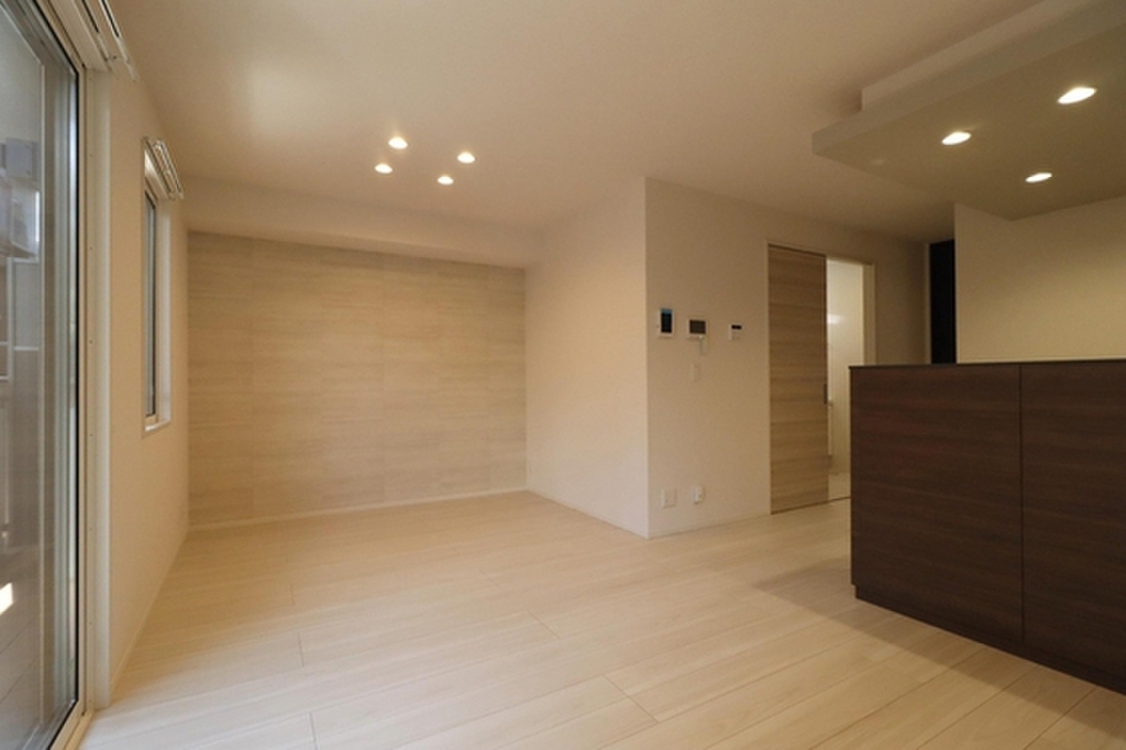 (2/24) 居室・リビング (2/24) 居室・リビング