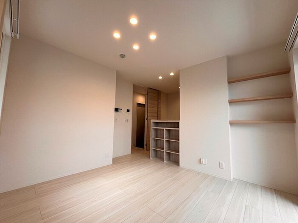 (16/22) 居室・リビング