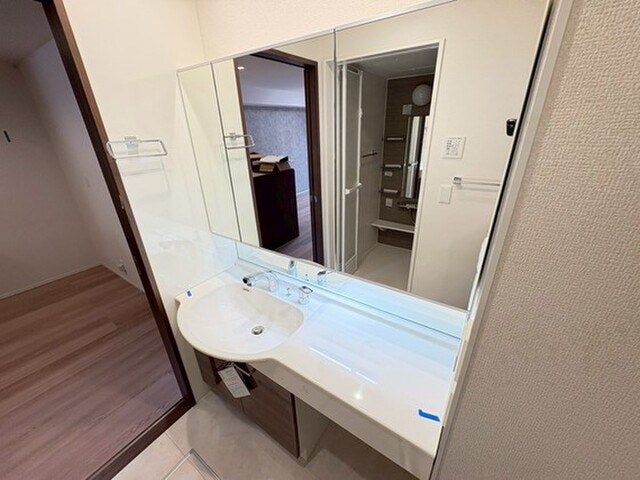 D-ROOM八本松東