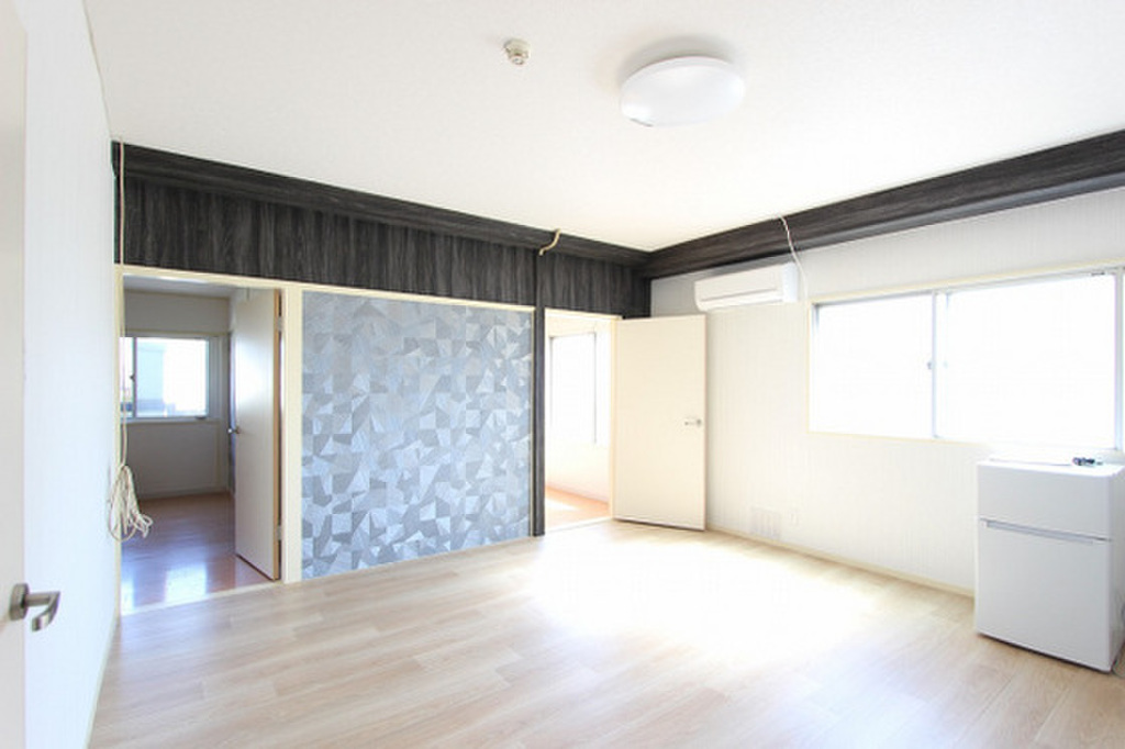 (2/20) 居室・リビング (2/20) 居室・リビング