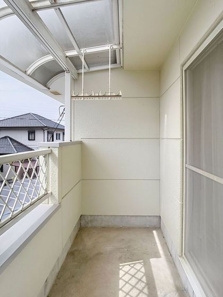 (13/28) バルコニー