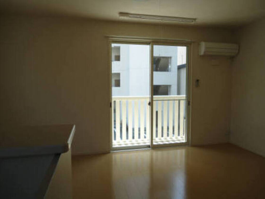 (2/15) 居室・リビング (2/15) 居室・リビング