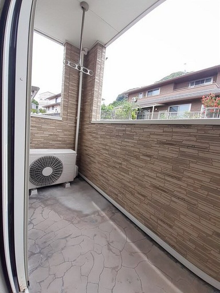 (10/15) バルコニー (10/15) バルコニー