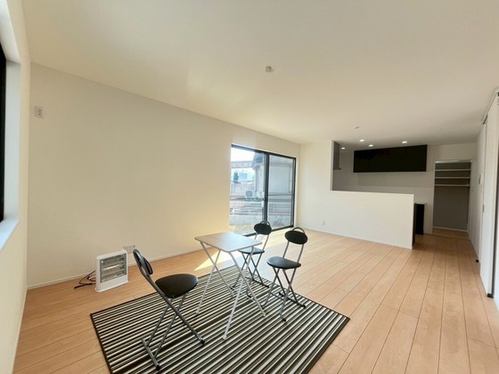 (6/23) 居室・リビング (6/23) 居室・リビング