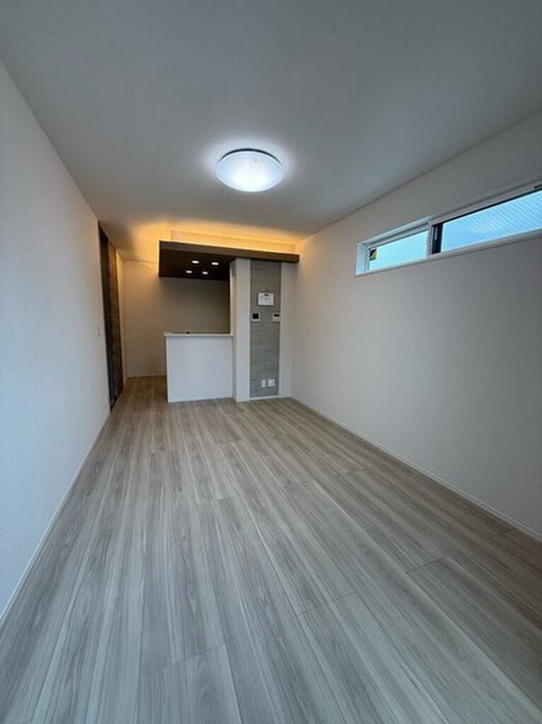 (2/24) 居室・リビング (2/24) 居室・リビング