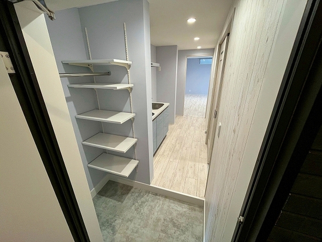 Lien Cort宇品