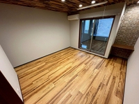 Lien Cort宇品