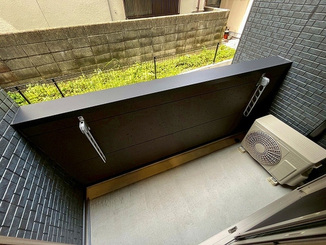Lien Cort宇品