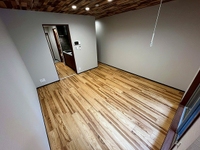 Lien Cort宇品
