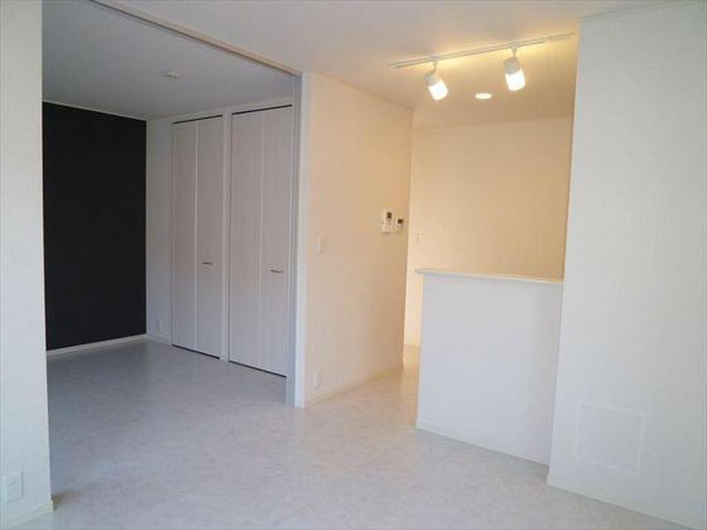 (13/17) 居室・リビング (13/17) 居室・リビング