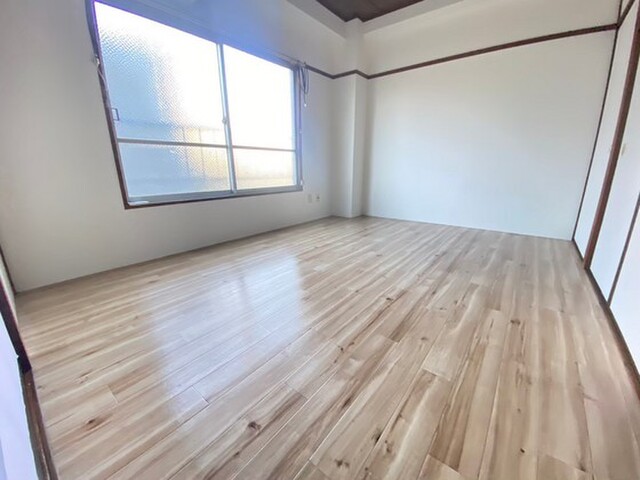 奥ビル