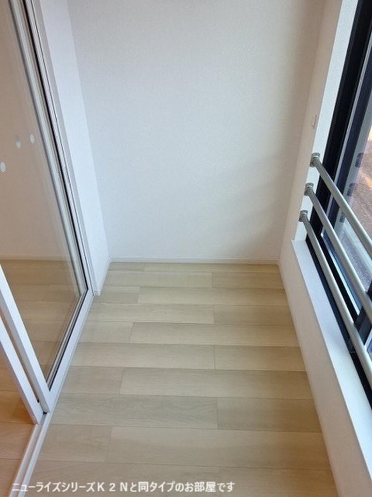 (8/18) バルコニー