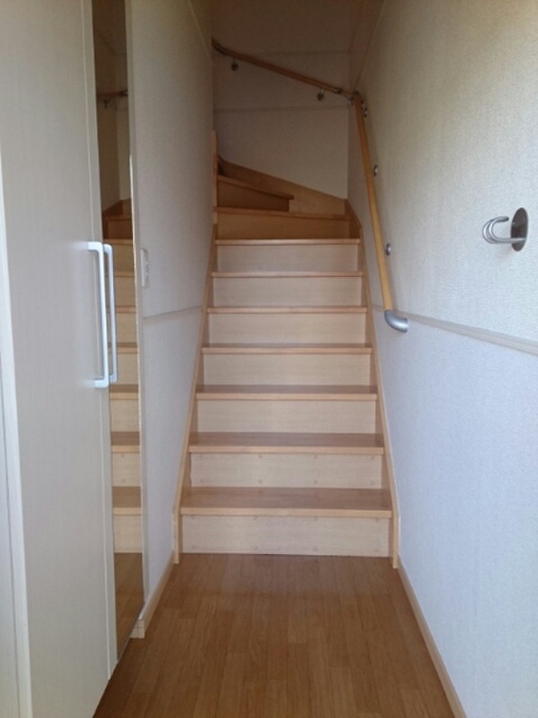 (9/14) 玄関 (9/14) 玄関