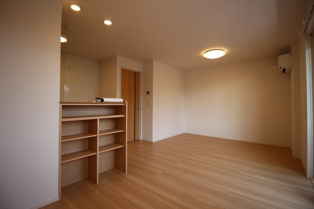 (1/16) 居室・リビング (1/16) 居室・リビング