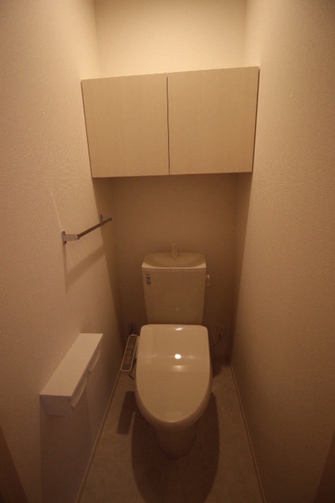 (4/16) トイレ (4/16) トイレ