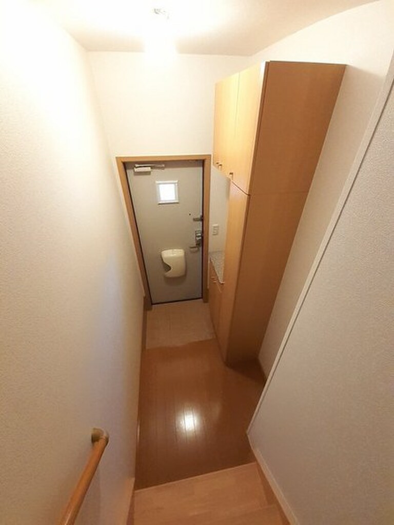 (9/20) 玄関 (9/20) 玄関