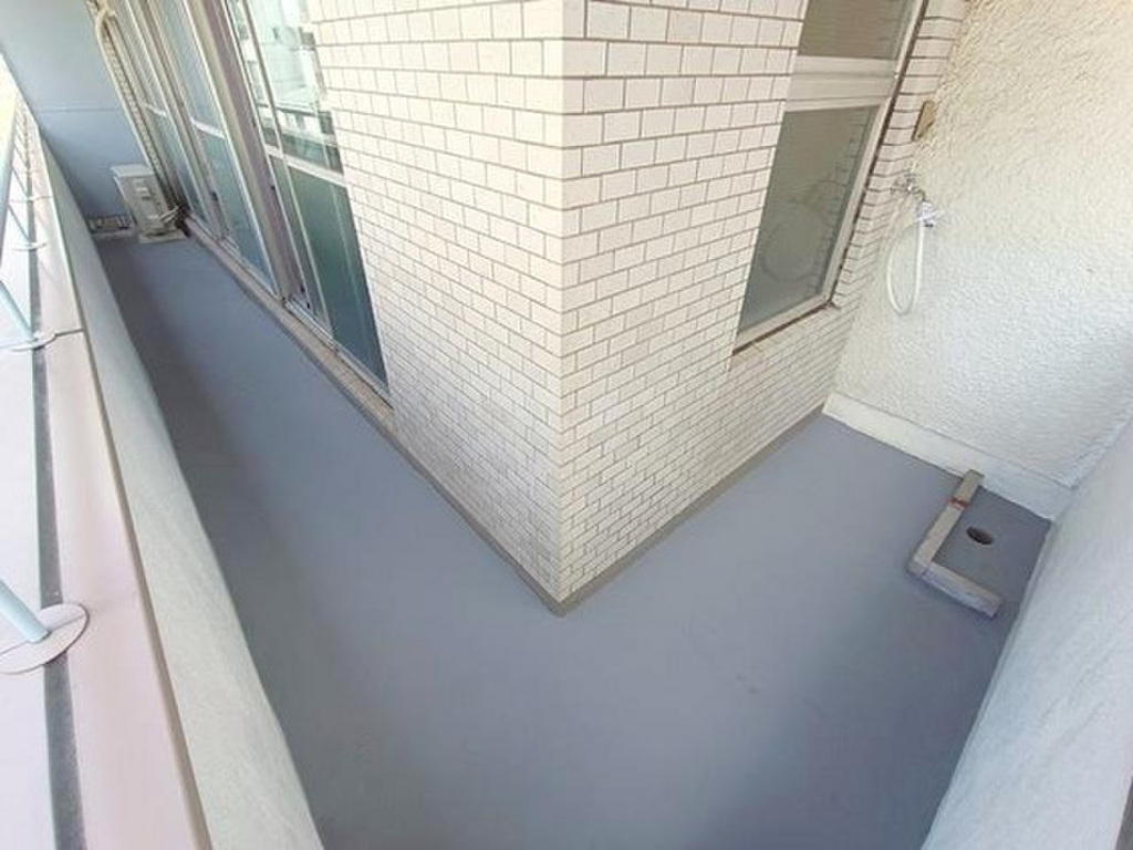 (12/20) バルコニー (12/20) バルコニー