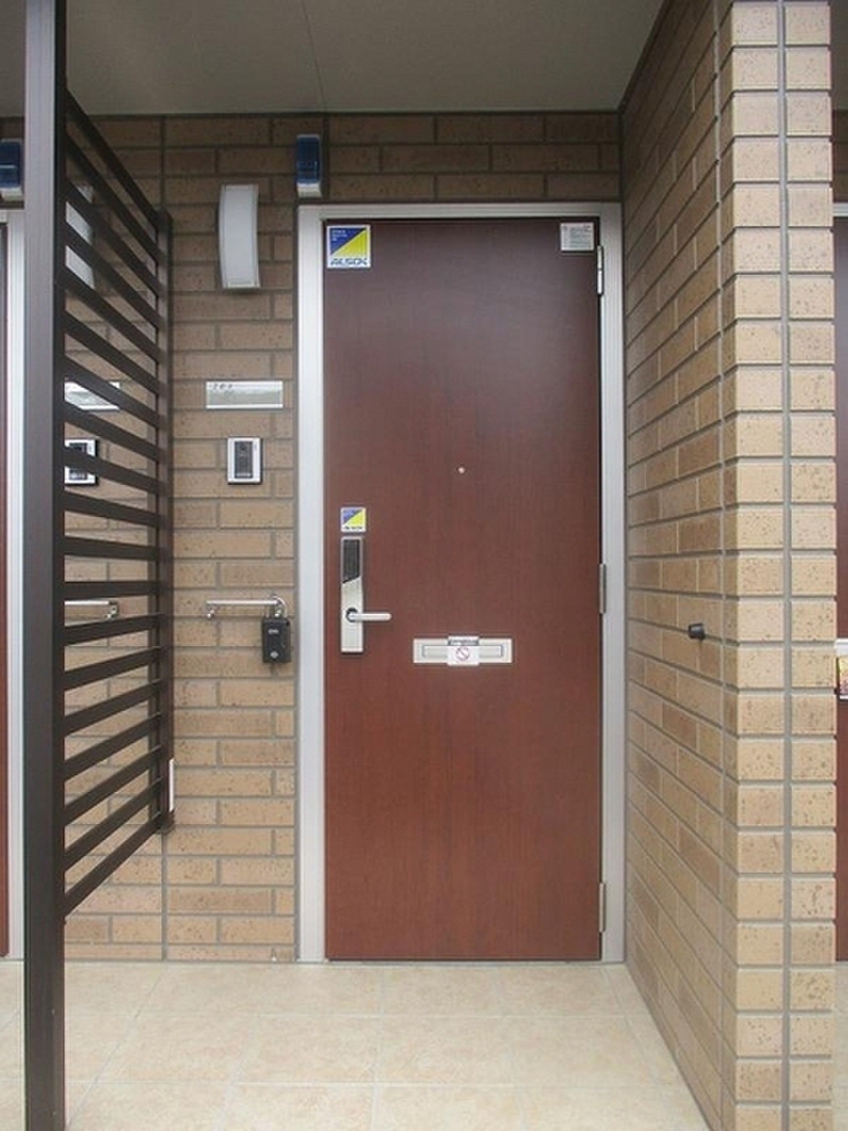 (15/18) 玄関 (15/18) 玄関