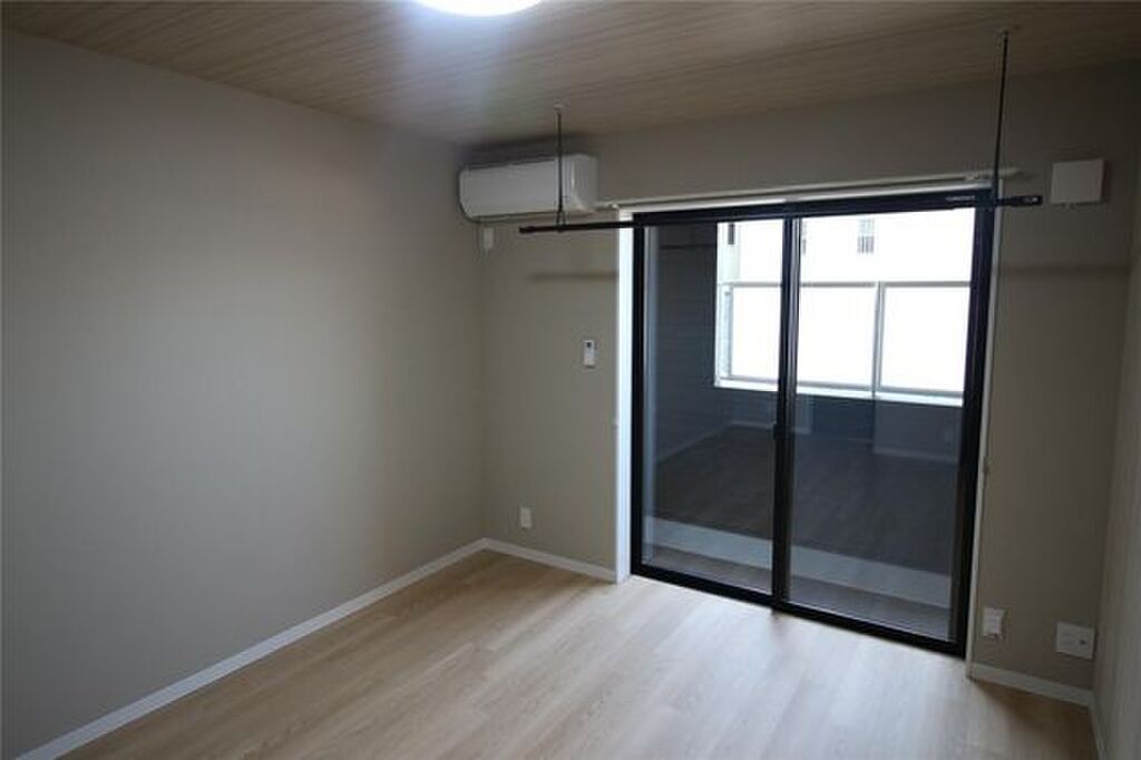 (2/14) 居室・リビング