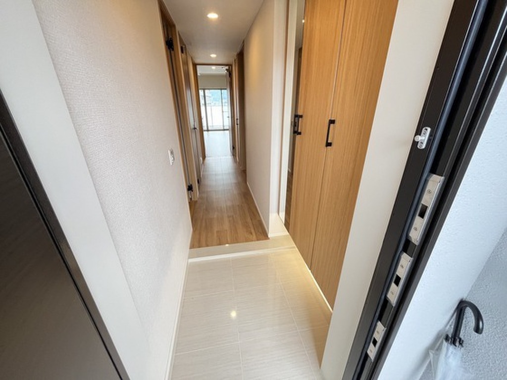 (7/30) 玄関 (7/30) 玄関