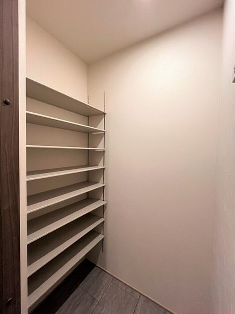 (16/22) 収納 (16/22) 収納